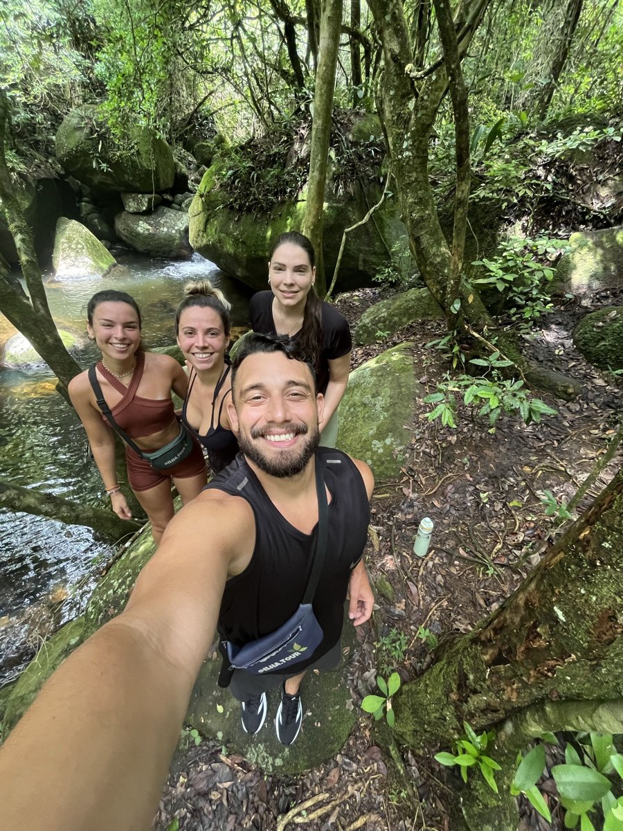 Trilha na Mata Atlântica da Ilha Grande