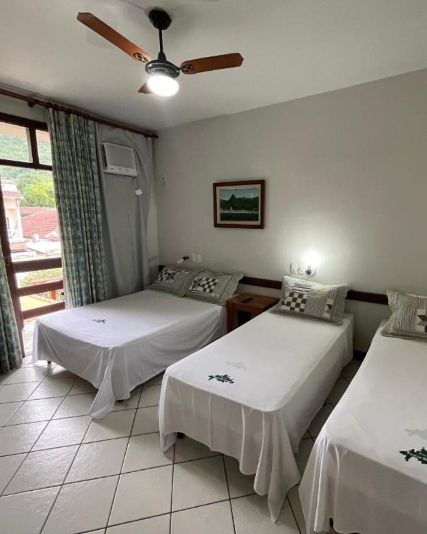 Quarto Quádruplo da Pousada Paraíso